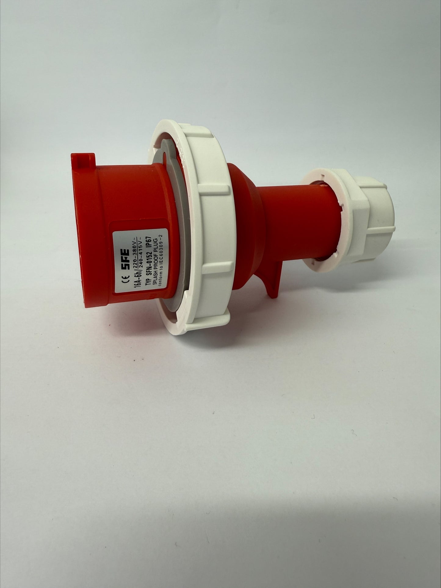 16A 3P+E 415V Plug IP67