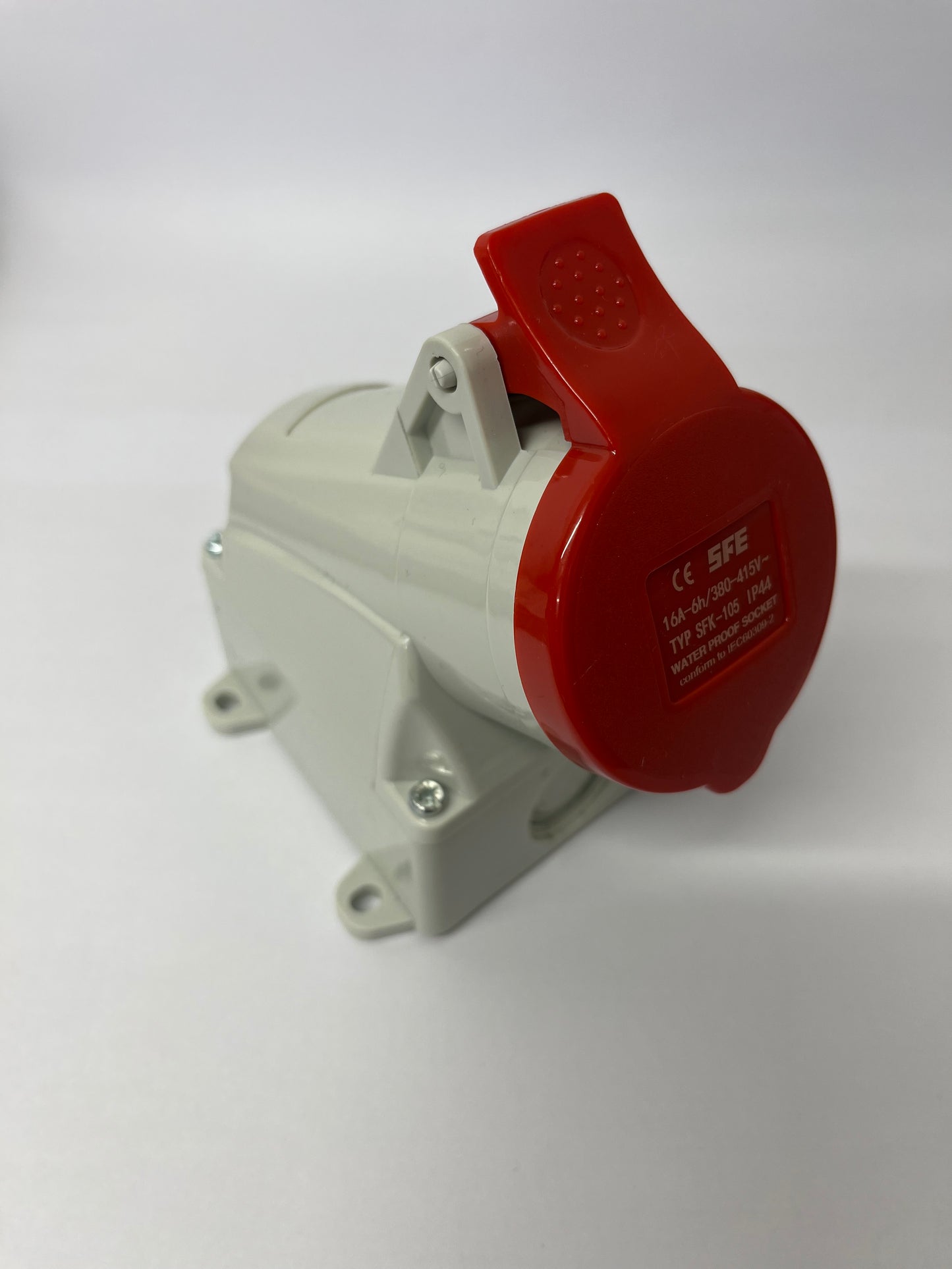16A 3P+N+E 415V Wall Socket IP44